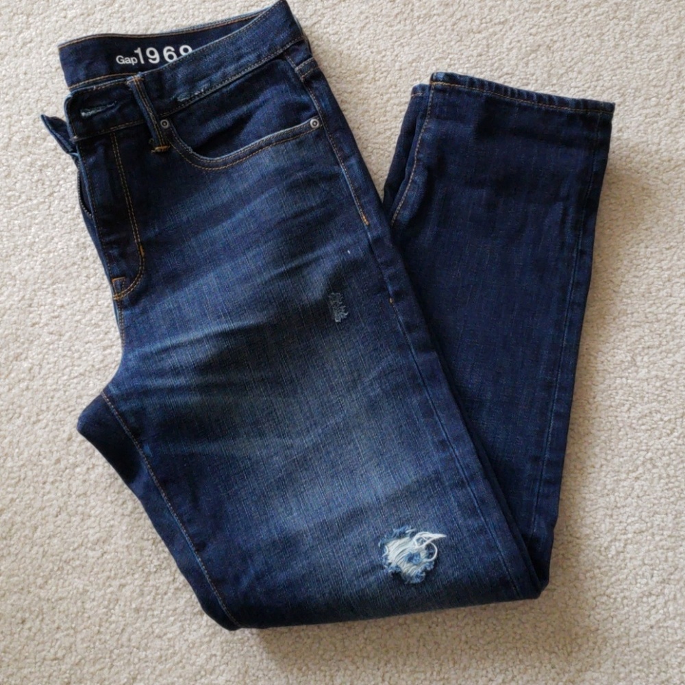 Gap 1969 cropped jean